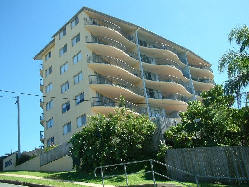 Unit 11 ‘Highpoint’, 35 Maltman St, Moffat Beach QLD 4551