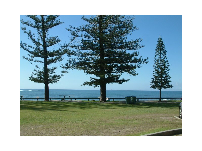 Moffat Beach QLD 4551