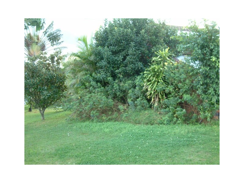 10  Mooya Street, Dicky Beach QLD 4551