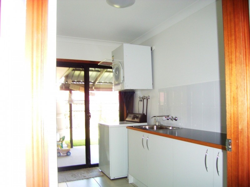 17 Tall Trees Way, Caloundra QLD 4551