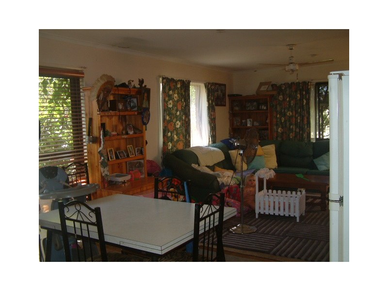 2 Coolahra, Warana QLD 4575