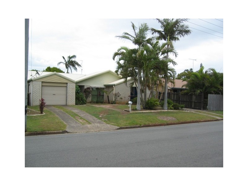 24 Saleng Cres, Warana QLD 4575