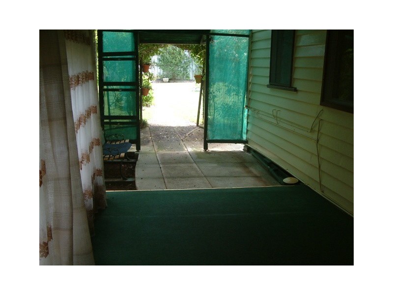 24 Church Street, Beerburrum QLD 4517