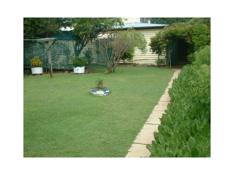 24 Church Street, Beerburrum QLD 4517