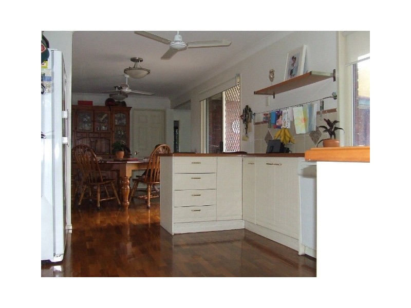 10 Jinker Track, Albany Creek QLD 4035