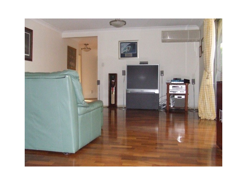 10 Jinker Track, Albany Creek QLD 4035