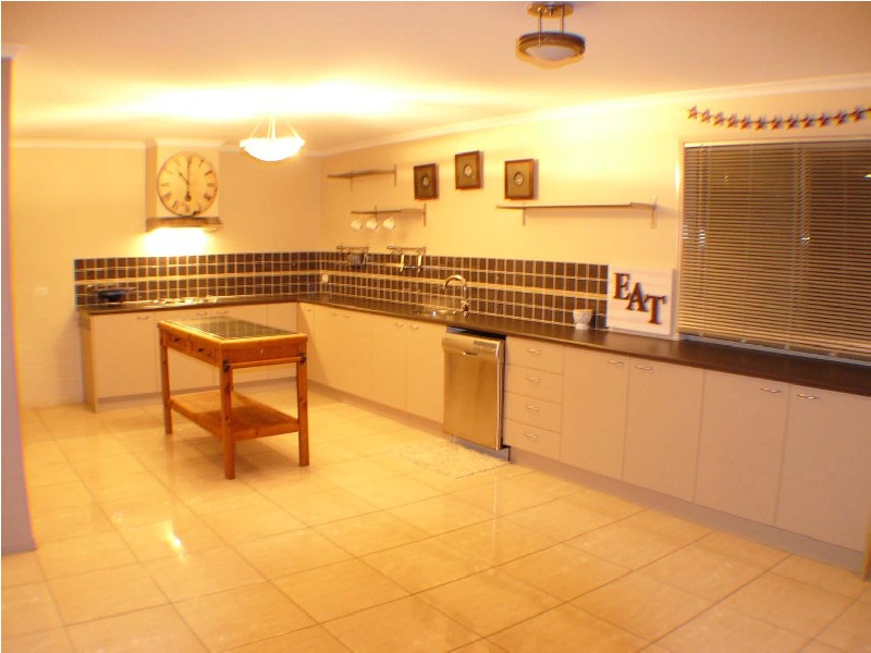 Chevallum QLD 4555