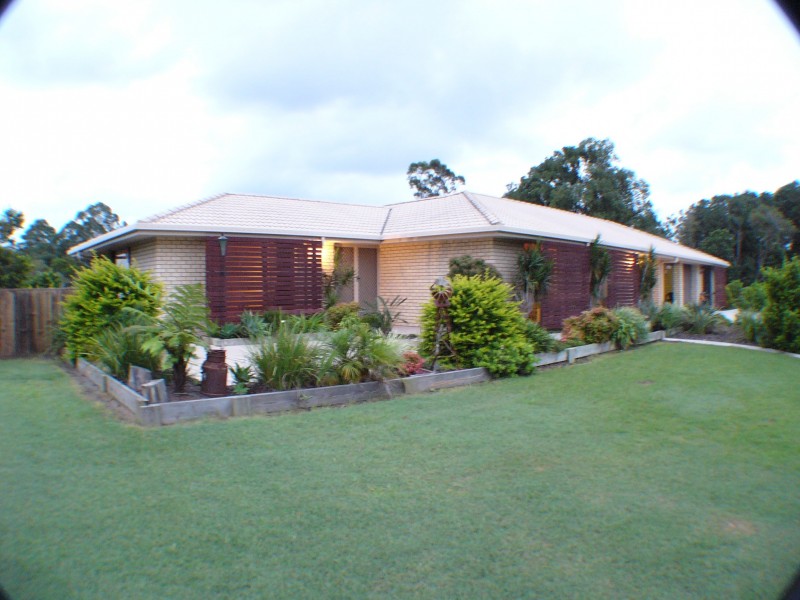 Chevallum QLD 4555