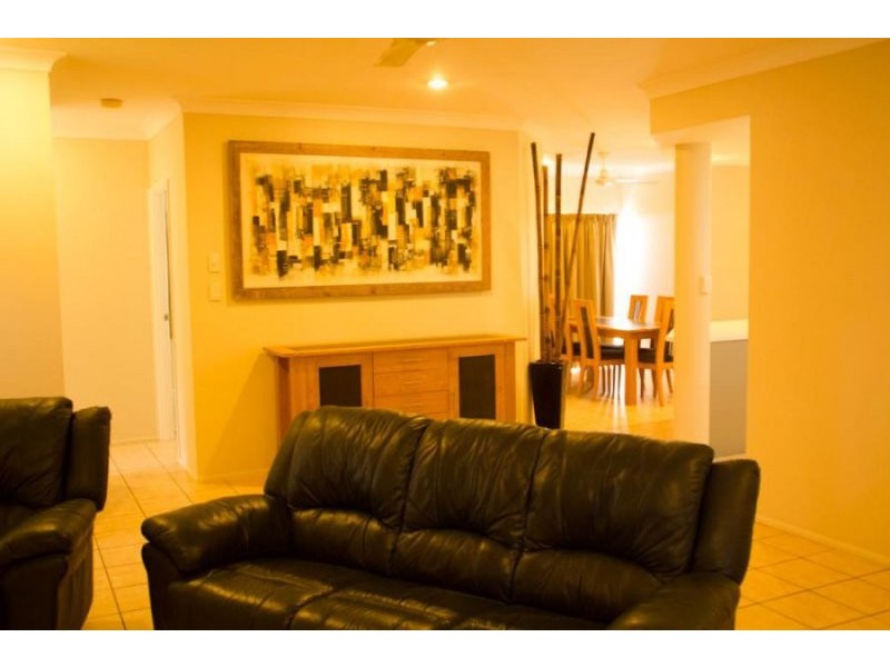 UNIT 12/24 Pandanus Drive, Cannonvale QLD 4802