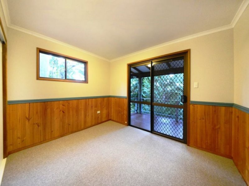 7 Barnes Place, Cannonvale QLD 4802