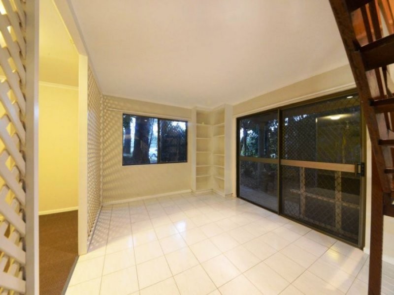 7 Barnes Place, Cannonvale QLD 4802