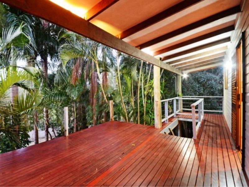 7 Barnes Place, Cannonvale QLD 4802