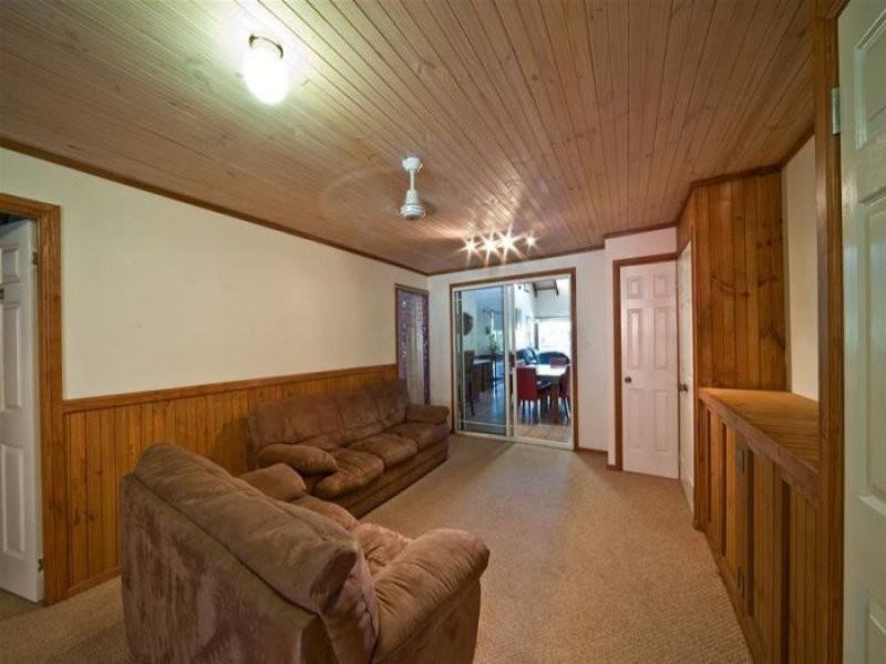 9 Riverview Drive, Mount Julian QLD 4800