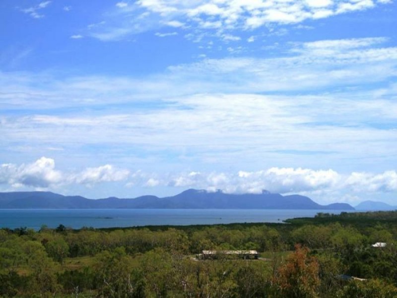 1323 Midge Point Road, Midge Point QLD 4799