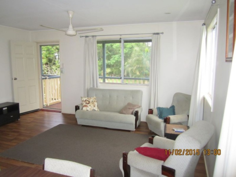 12 PETERS AVENUE, Midge Point QLD 4799