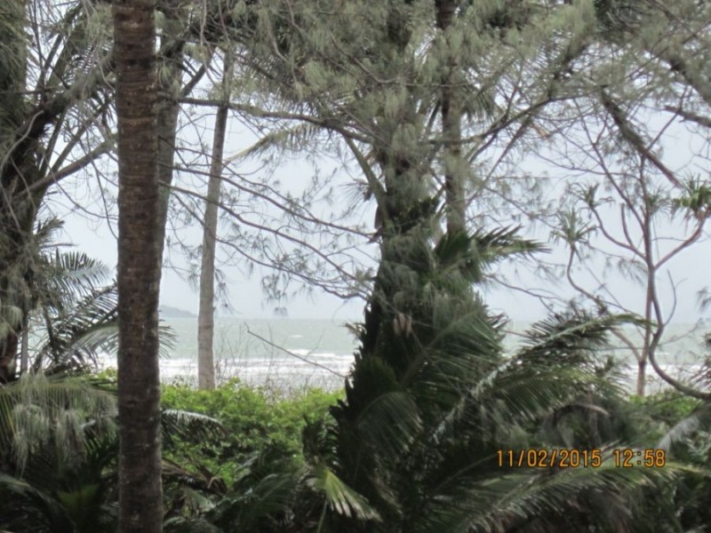 12 PETERS AVENUE, Midge Point QLD 4799