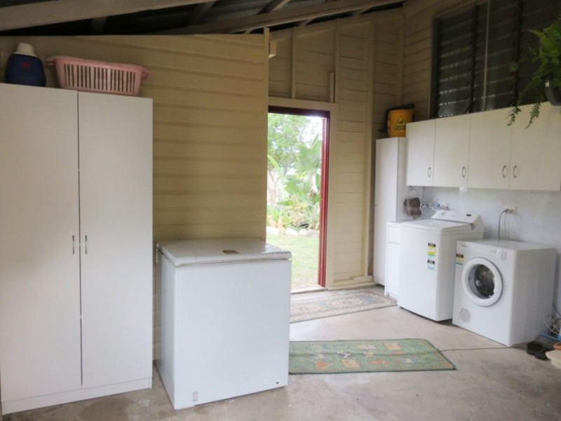 8509 BRUCE HIGHWAY, Bloomsbury QLD 4799