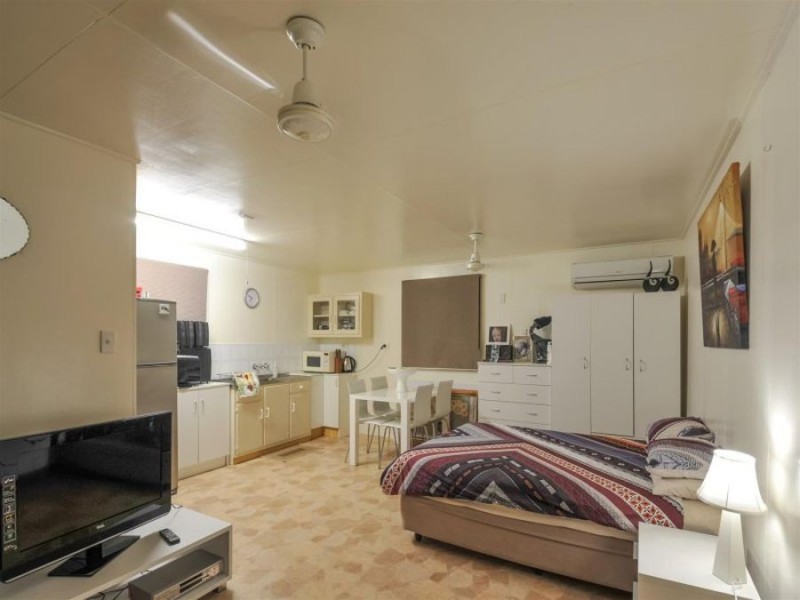 43 NIELSEN PARADE, Midge Point QLD 4799