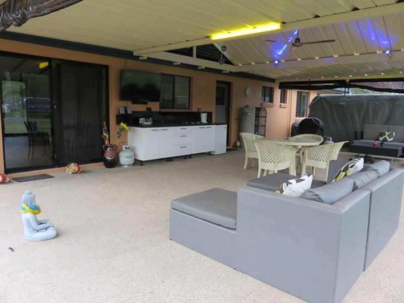 21 CONDER PARADE, Midge Point QLD 4799