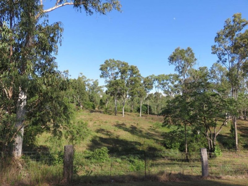 44 LELONA DR, Bloomsbury QLD 4799