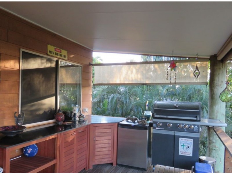 5 SOUTH MOLLE BOULEVARD, Cannonvale QLD 4802