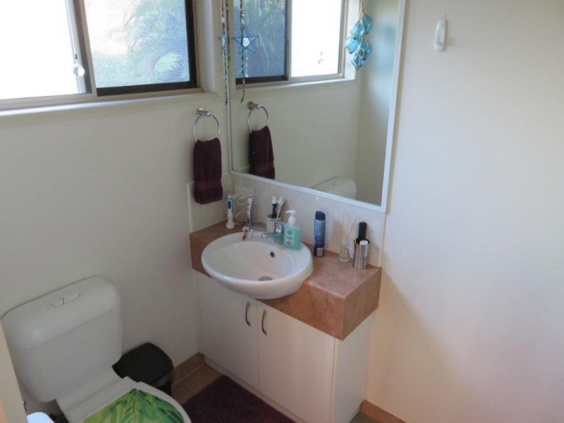 5 SOUTH MOLLE BOULEVARD, Cannonvale QLD 4802