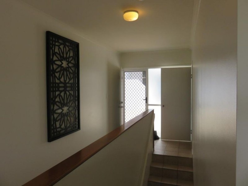 UNIT 20 REEFSIDE VILLAS 12 ESHELBY DRIVE, Cannonvale QLD 4802