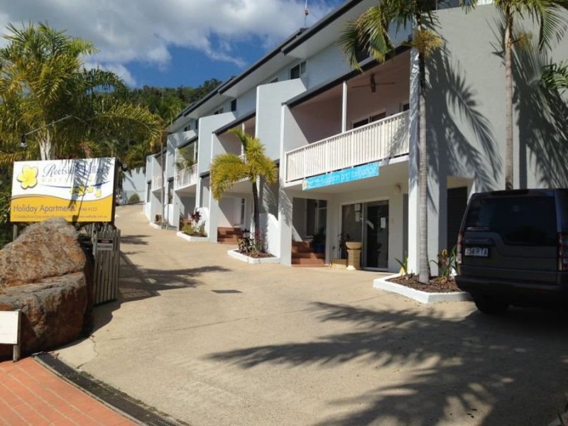 UNIT 22 REEFSIDE VILLAS  12 ESHELBY DRIVE, Cannonvale QLD 4802