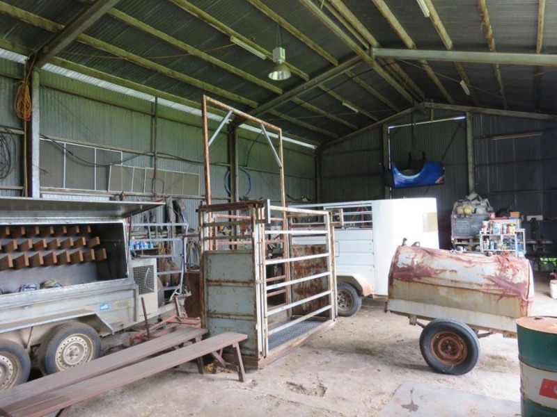 8553 BRUCE HIGHWAY, Bloomsbury QLD 4799