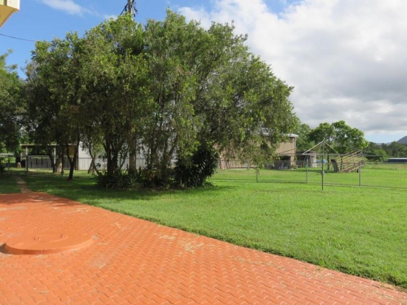 8553 BRUCE HIGHWAY, Bloomsbury QLD 4799