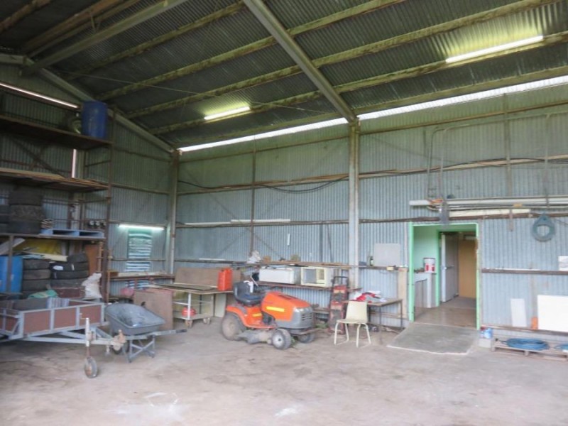 8553 BRUCE HIGHWAY, Bloomsbury QLD 4799