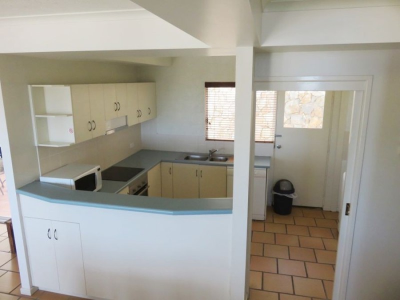 UNIT 7 REEFSIDE 12 ESHEBLY DRIVE, Cannonvale QLD 4802