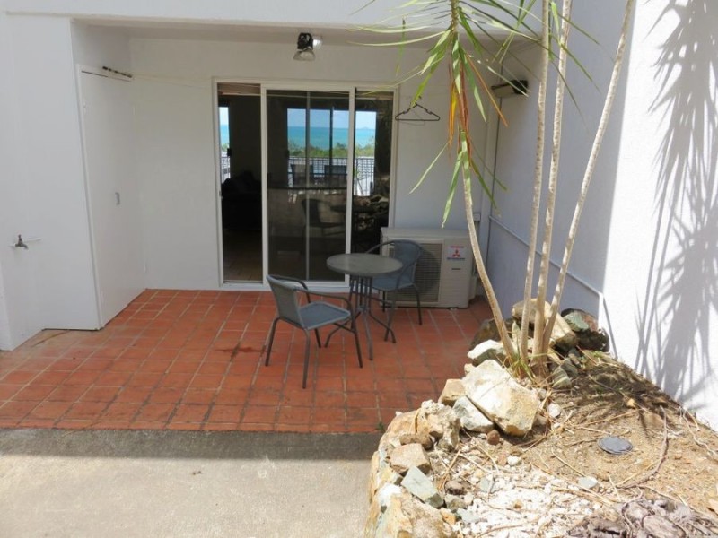 UNIT 7 REEFSIDE 12 ESHEBLY DRIVE, Cannonvale QLD 4802
