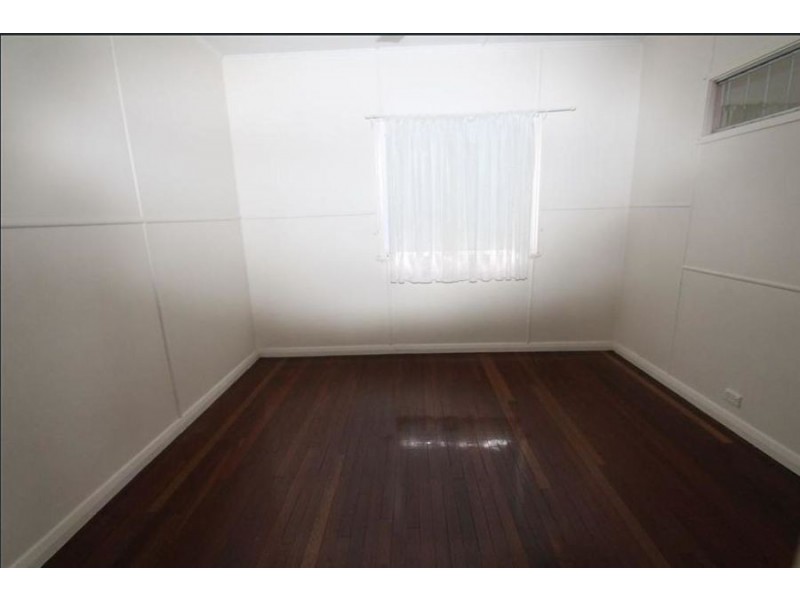 15 LAWSON ST, Ayr QLD 4807