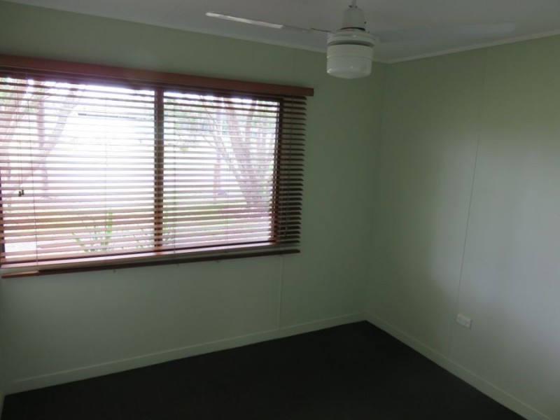 6 BUNDESEN AVE, Midge Point QLD 4799