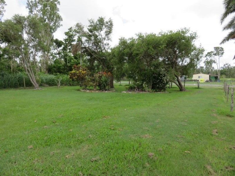 6 BUNDESEN AVE, Midge Point QLD 4799