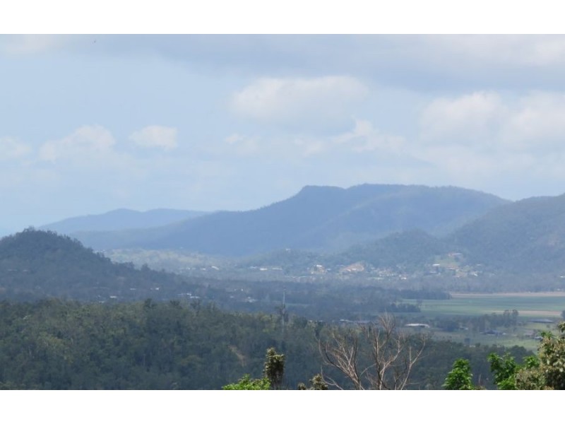 130 CAMILLE DR, Strathdickie QLD 4800