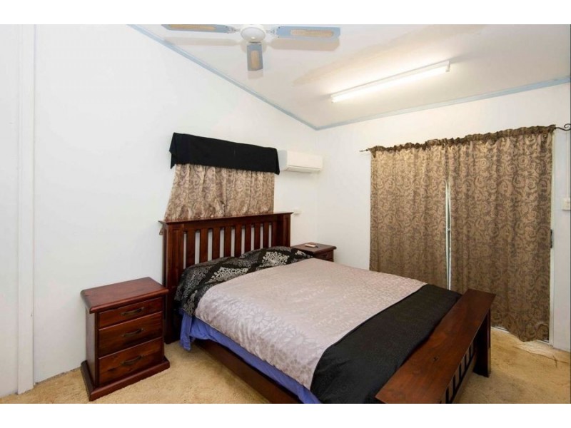 220 STAFFORDS ROAD, Bloomsbury QLD 4799