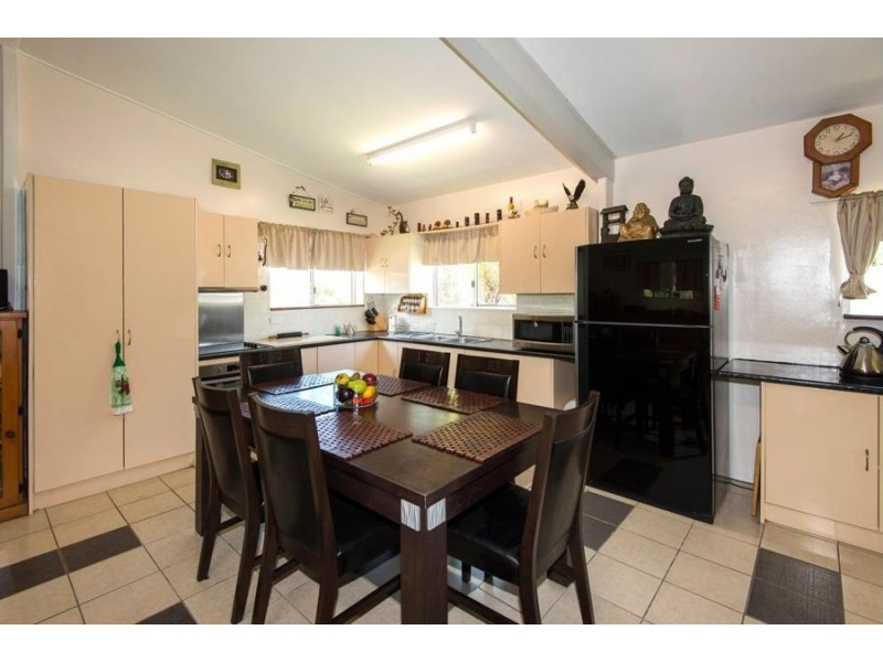 220 STAFFORDS ROAD, Bloomsbury QLD 4799