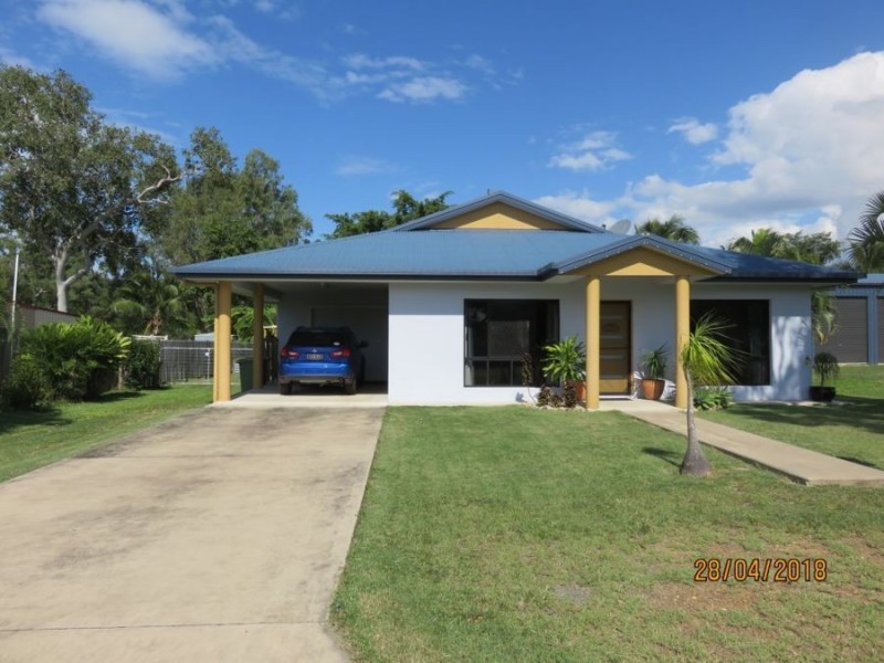 44 MARINE PARADE, Midge Point QLD 4799