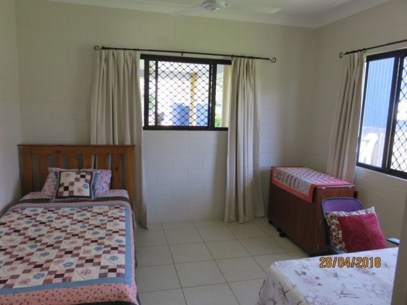 44 MARINE PARADE, Midge Point QLD 4799