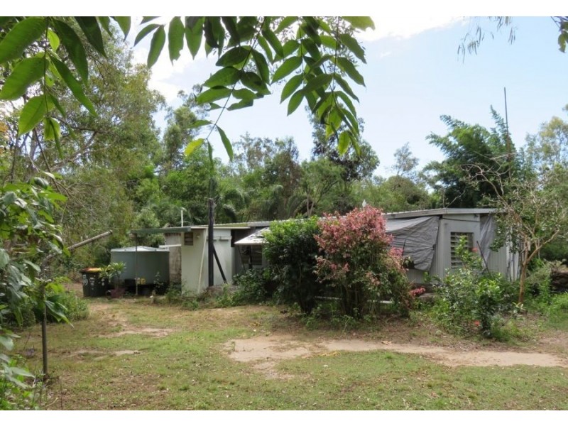 99 LELONA DRIVE, Bloomsbury QLD 4799