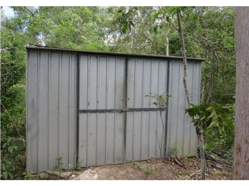 99 LELONA DRIVE, Bloomsbury QLD 4799