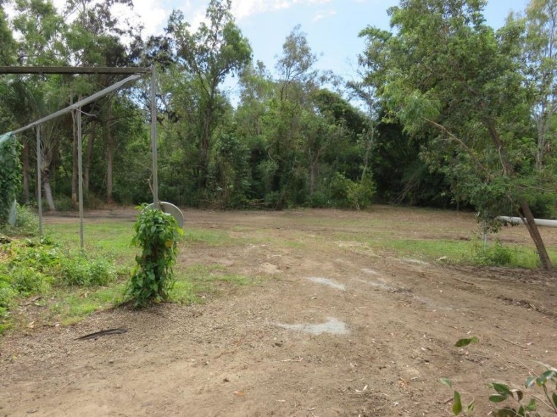 99 LELONA DRIVE, Bloomsbury QLD 4799