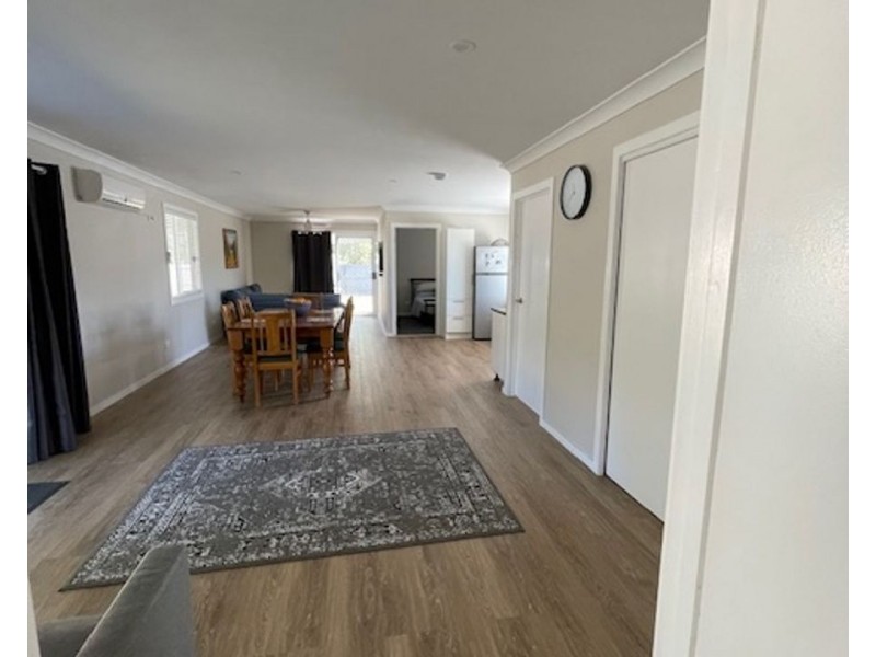 33 MARINE PARADE, Midge Point QLD 4799
