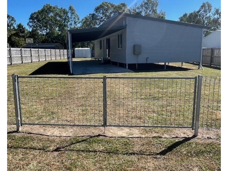 33 MARINE PARADE, Midge Point QLD 4799