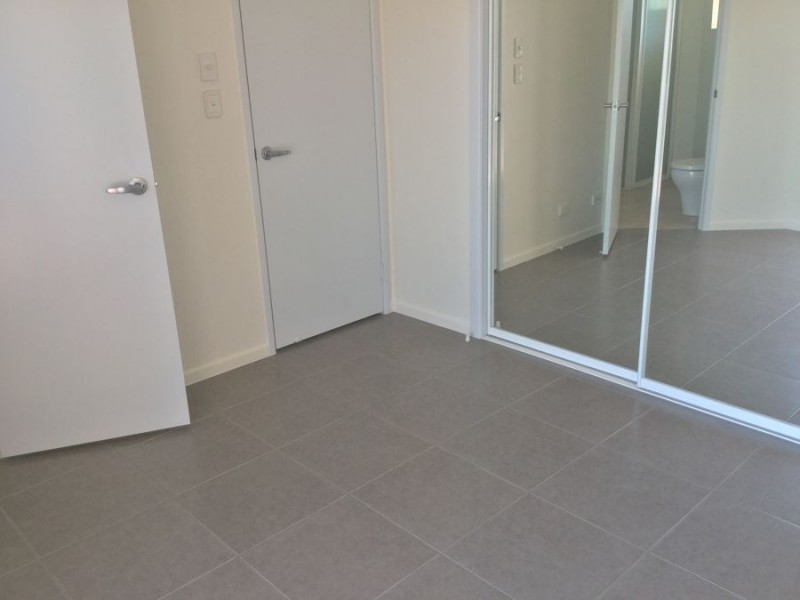 UNIT 4 REEFSIDE 12 ESHEBLY DRIVE, Cannonvale QLD 4802
