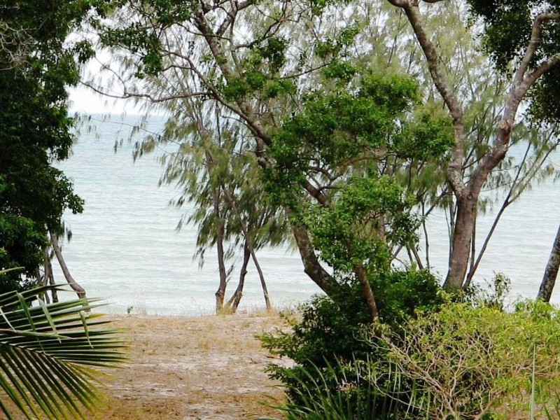 Hideaway Bay QLD 4800