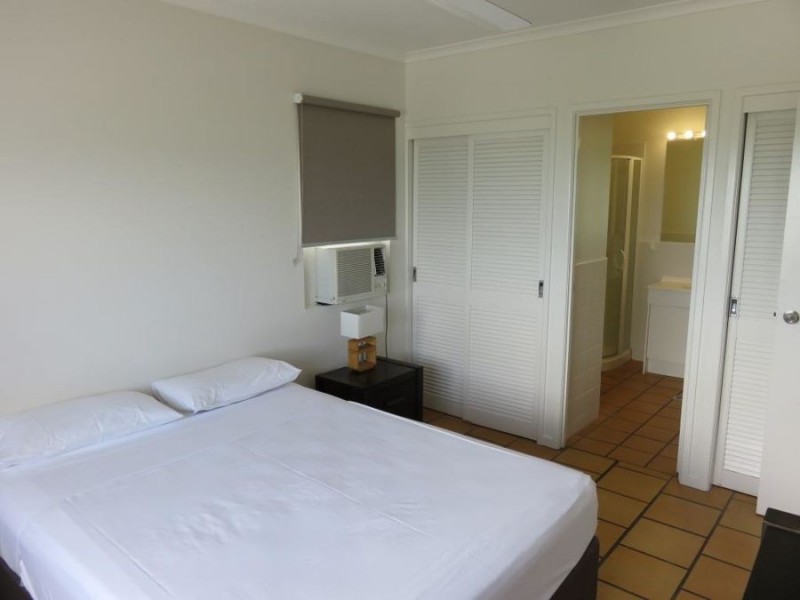 UNIT 9 REEFSIDE VILLAS 8-12 ESHELBY DRIVE, Cannonvale QLD 4802