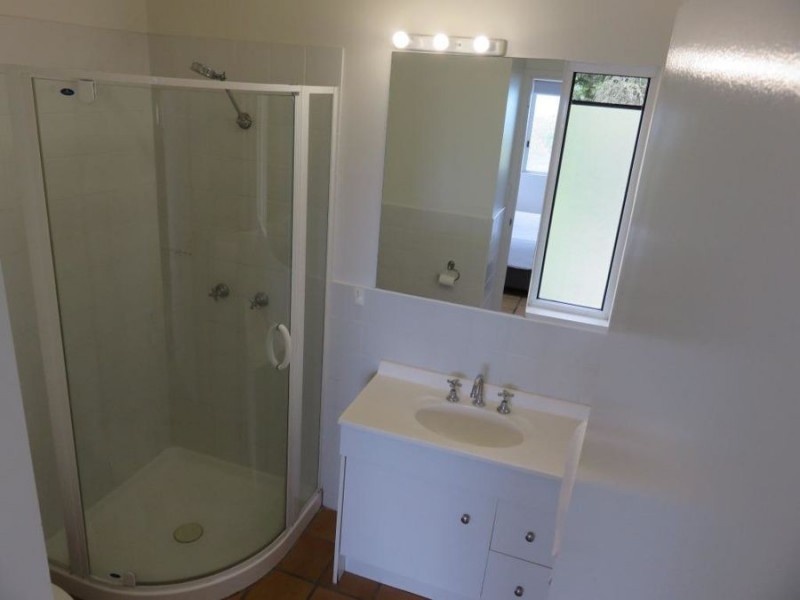 UNIT 9 REEFSIDE VILLAS 8-12 ESHELBY DRIVE, Cannonvale QLD 4802